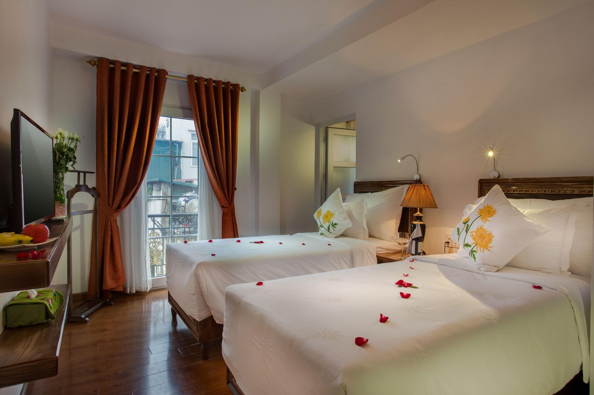 Noble & Swan Boutique Hotel Hanoi Buitenkant foto