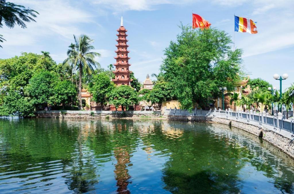 Noble & Swan Boutique Hotel Hanoi Buitenkant foto