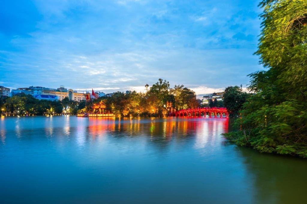 Noble & Swan Boutique Hotel Hanoi Buitenkant foto