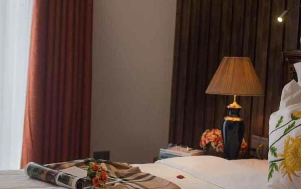 Noble & Swan Boutique Hotel Hanoi Buitenkant foto