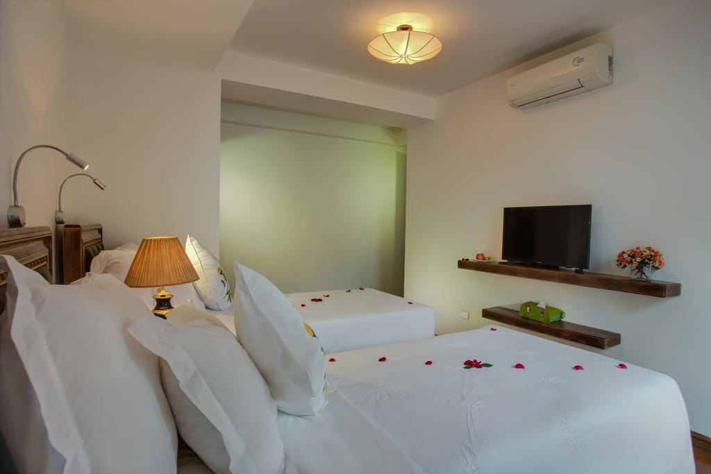 Noble & Swan Boutique Hotel Hanoi Buitenkant foto