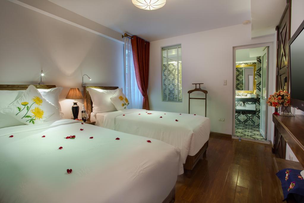 Noble & Swan Boutique Hotel Hanoi Buitenkant foto