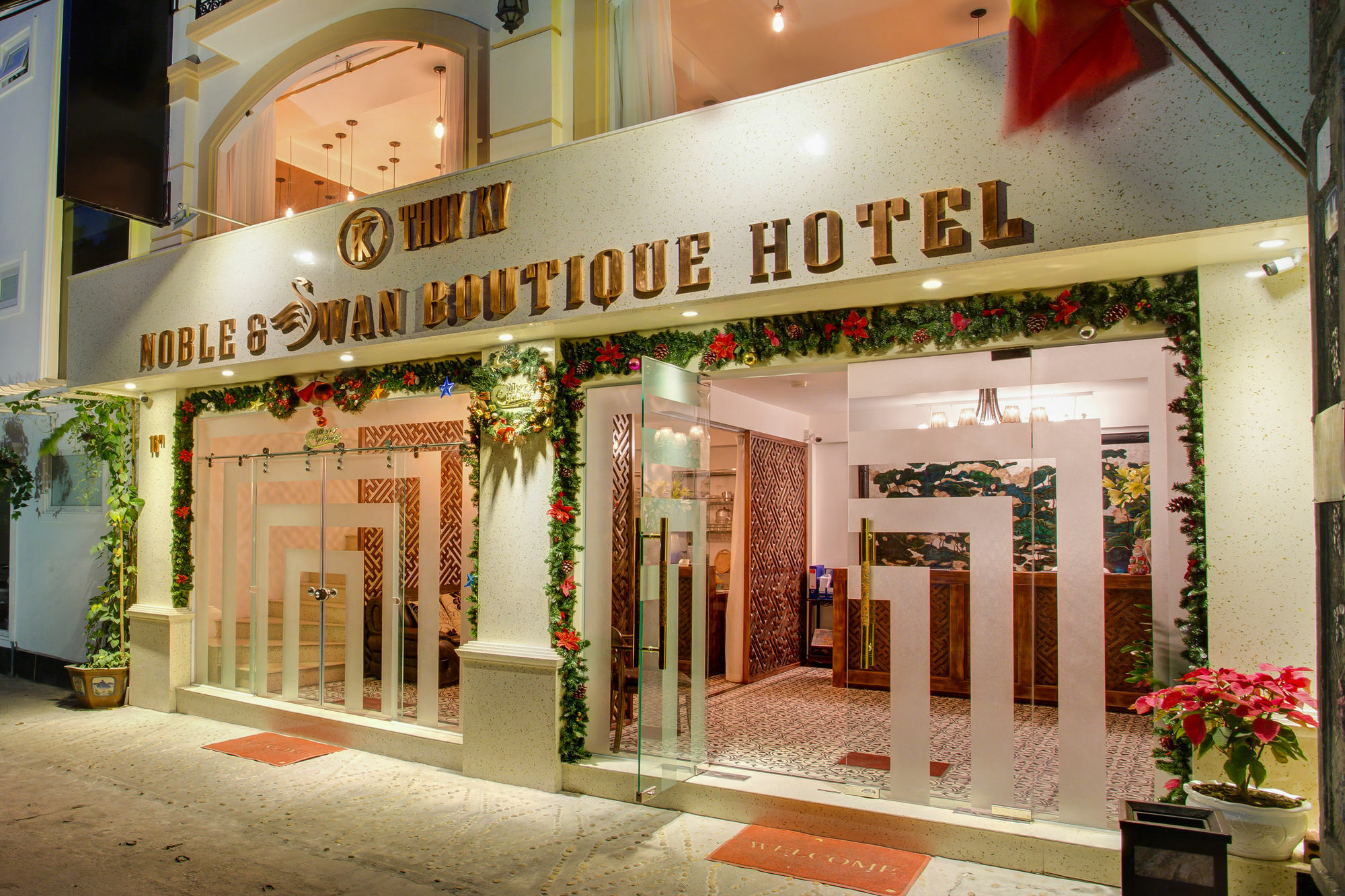 Noble & Swan Boutique Hotel Hanoi Buitenkant foto